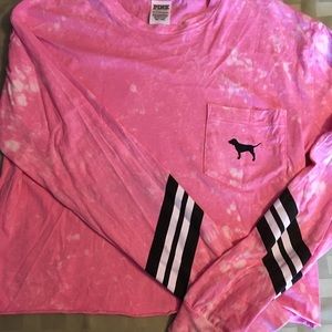 PINK Victoria’s Secret cropped tye-dye L/S tee